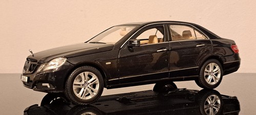 Maßstab 2010 mercedes - 1:18,