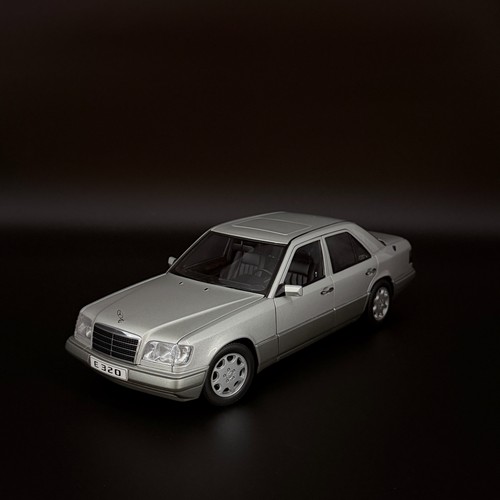 Mercedes benz e - 1:18, mercedes-benz