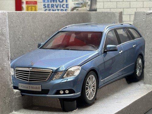 Boxed minichamps - 1:18, *boxed*